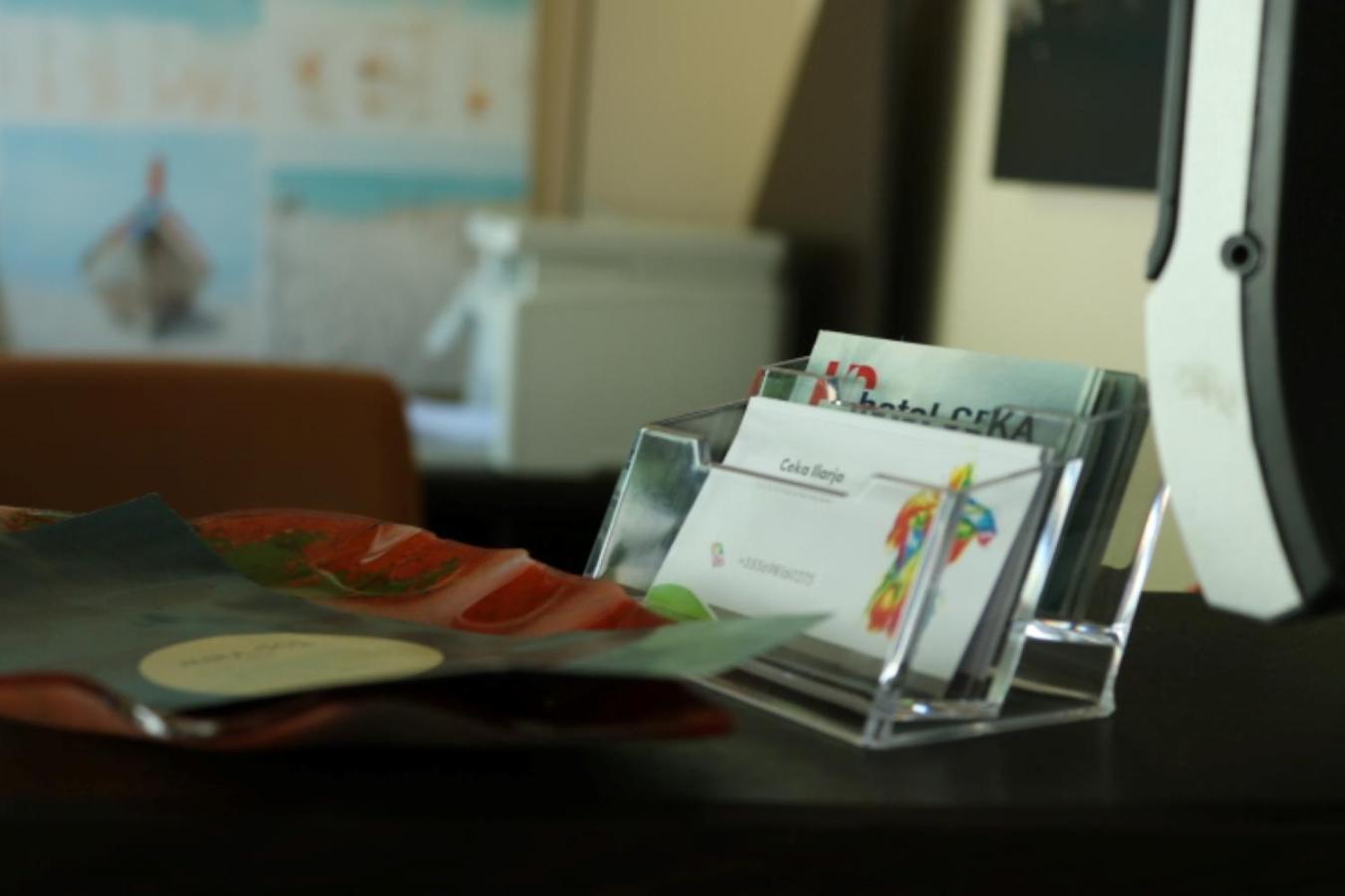 Hotel Ceka Dıraç Dış mekan fotoğraf