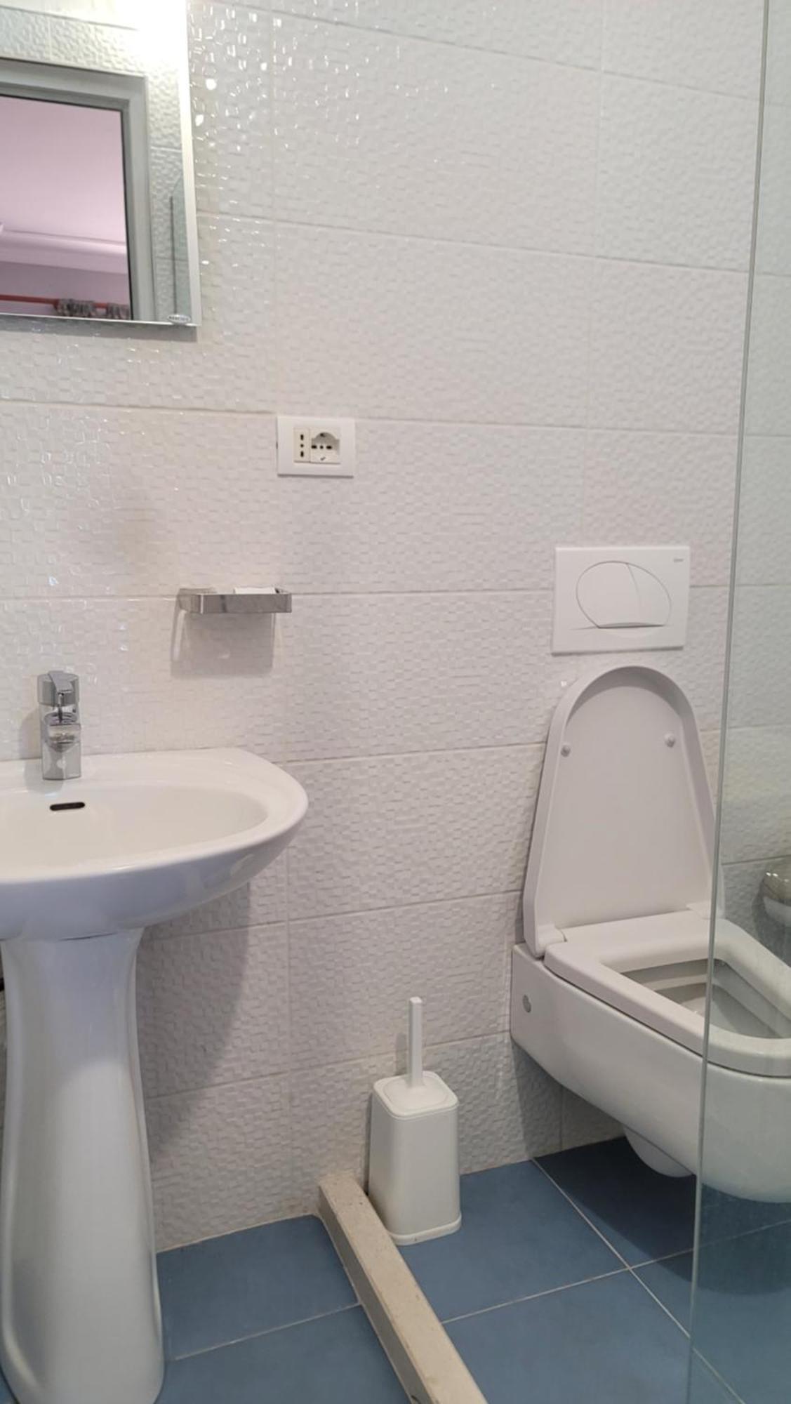 Hotel Ceka Dıraç Dış mekan fotoğraf