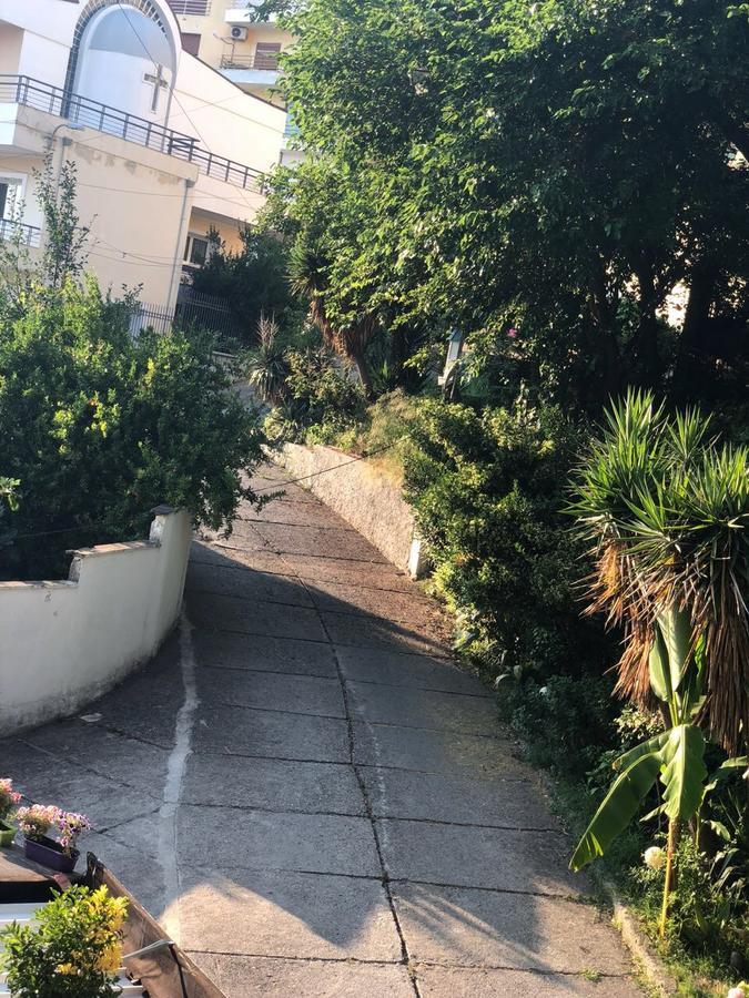 Hotel Ceka Dıraç Dış mekan fotoğraf